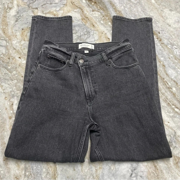 Abercrombie & FitchThe 90s Slim Straight Ultra High Rise Curve Love Criss-Cross - Picture 1 of 10